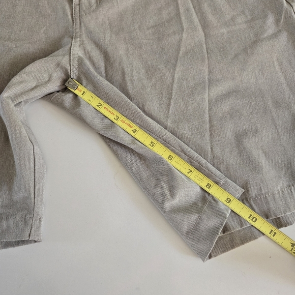 Travis Mathew Beck Shorts Khaki Casual Golf Travel Athletic Tan Beige Size 34 - Picture 6 of 8